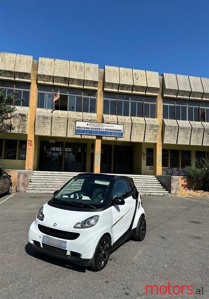 2010' Smart Fortwo photo #1