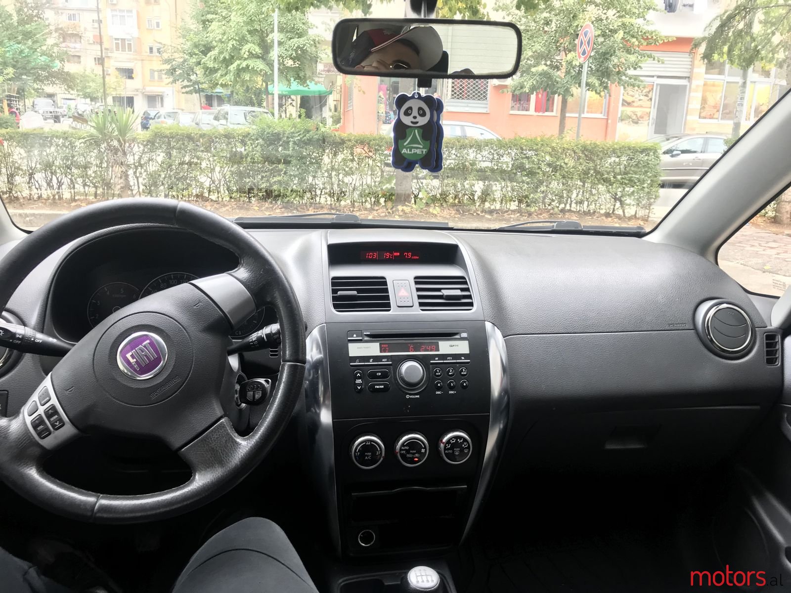 2009' Fiat Sedici photo #2