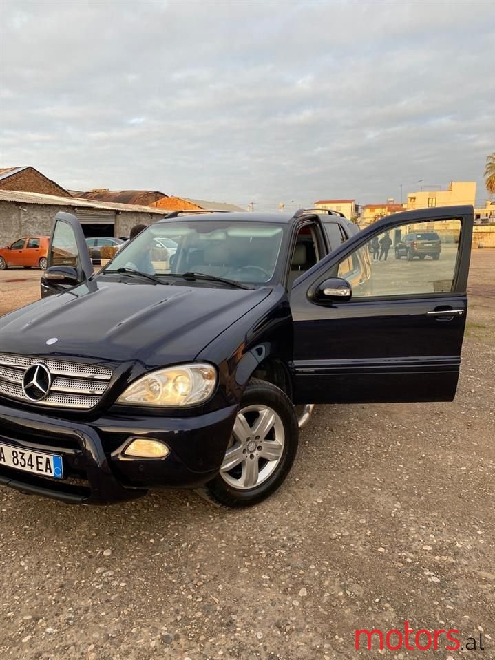 2004' Mercedes-Benz ML 270 photo #5