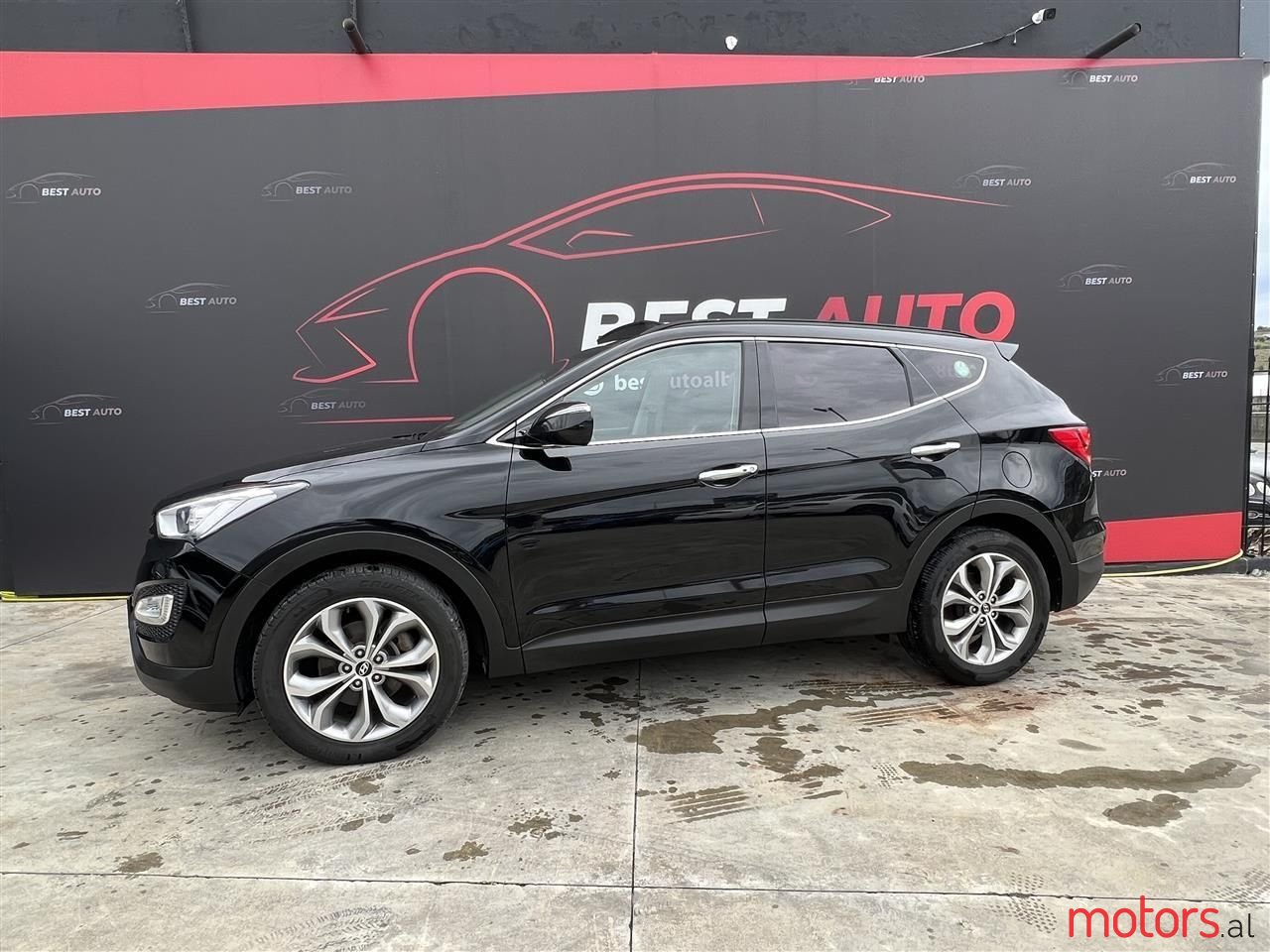 2013' Hyundai Santa Fe photo #1