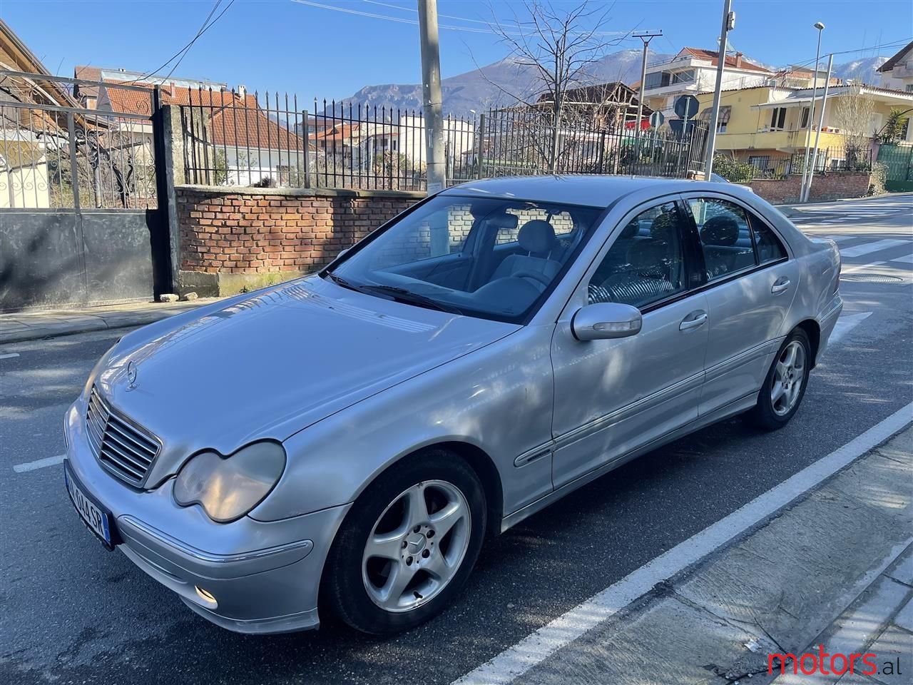 2000' Mercedes-Benz C 220 photo #2