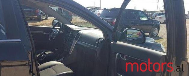 2009' Chevrolet Captiva photo #1