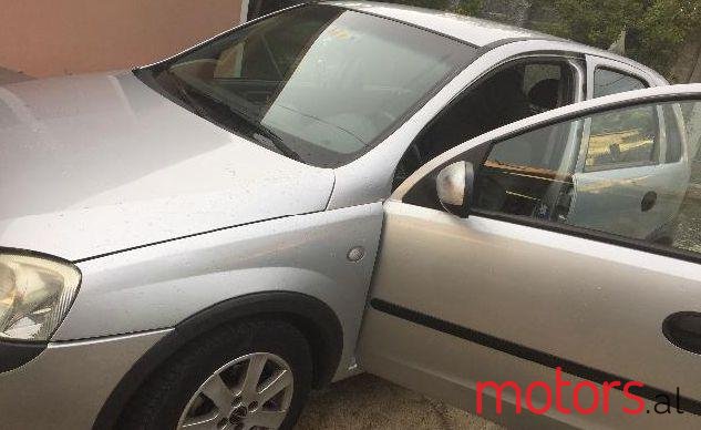 2003' Opel Corsa photo #1