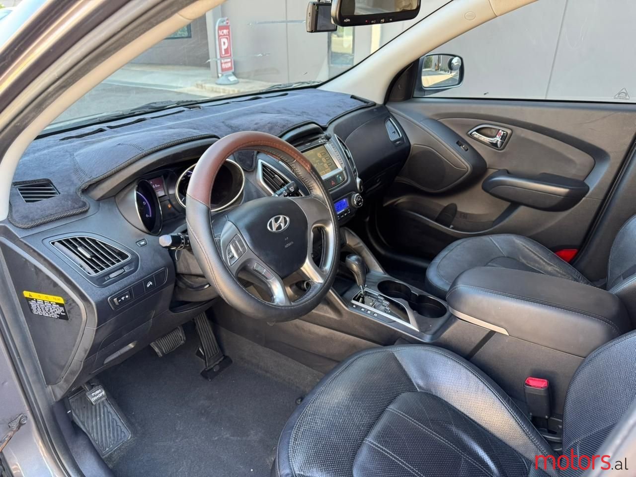 2011' Hyundai Tucson photo #3