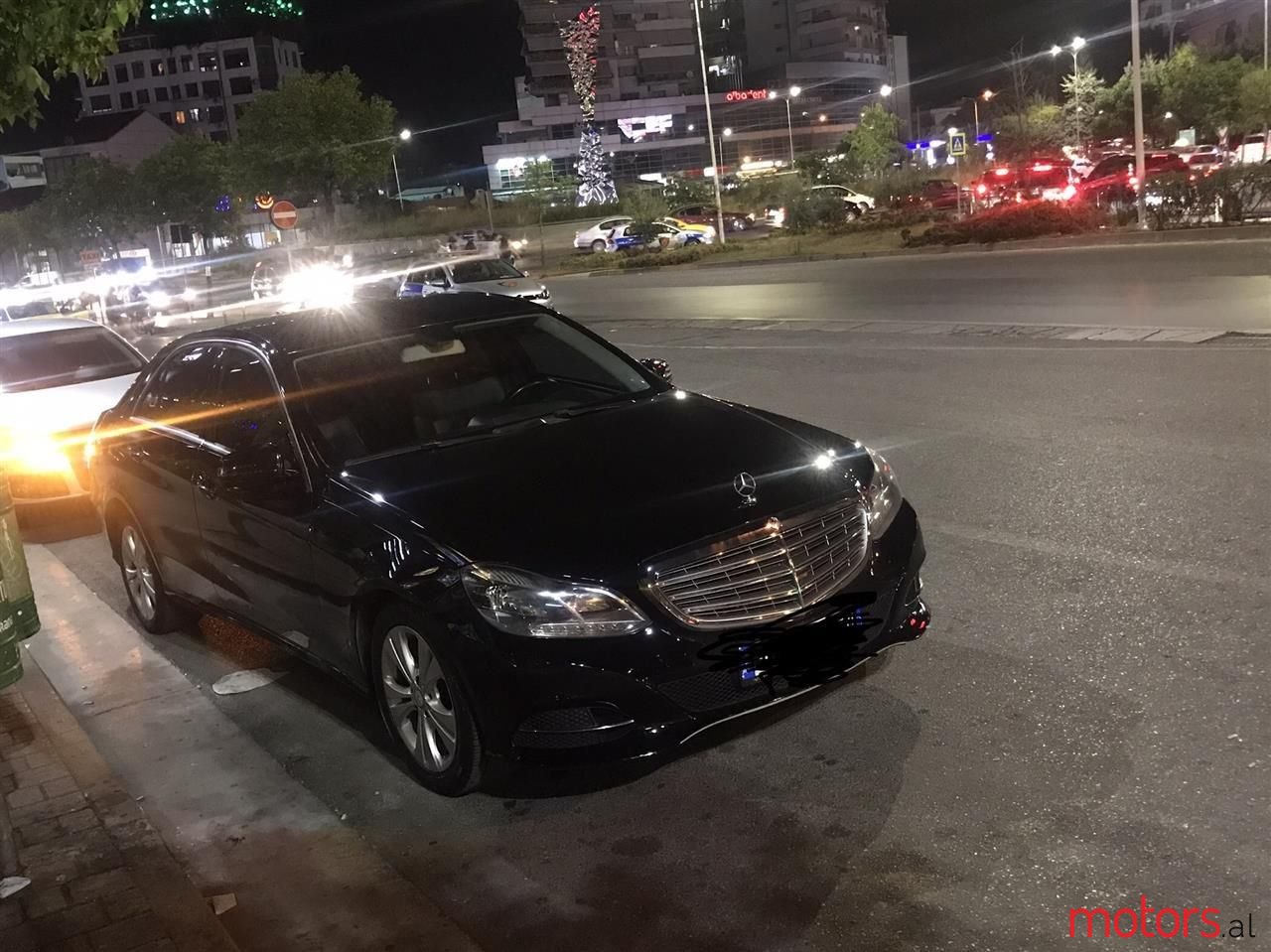 2014' Mercedes-Benz E 220 photo #1