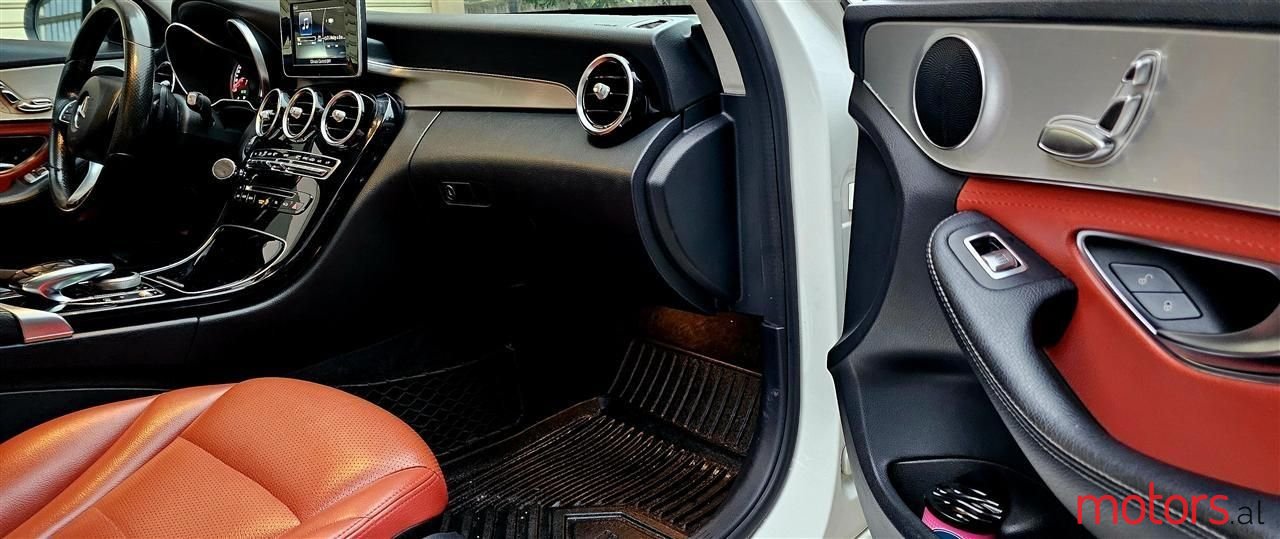 2016' Mercedes-Benz C 300 photo #4