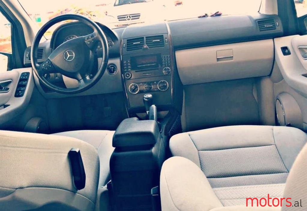 2007' Mercedes-Benz A 150 photo #1