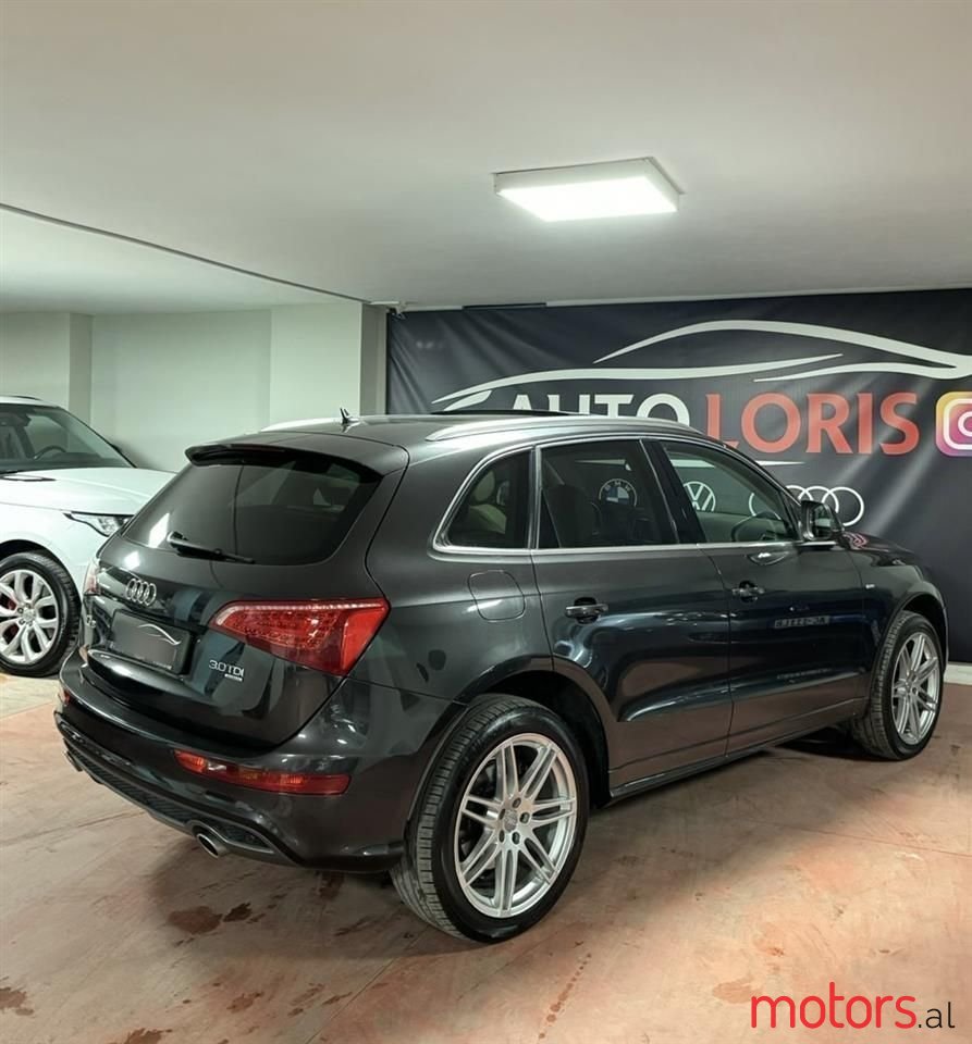 2010' Audi Q5 photo #3