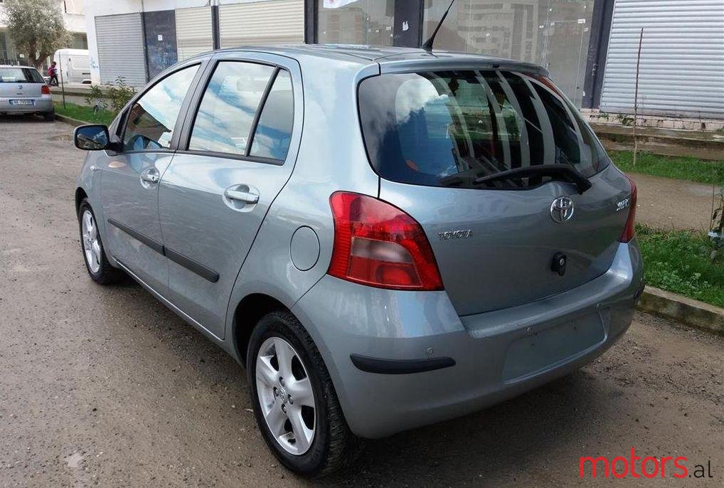 2007' Toyota Yaris photo #1