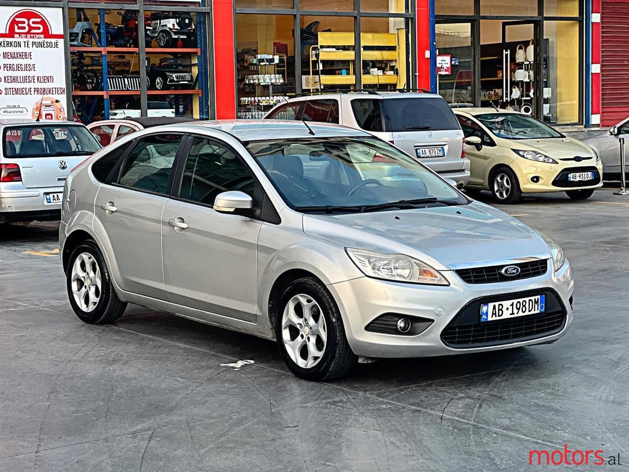 2008' Ford Focus photo #2