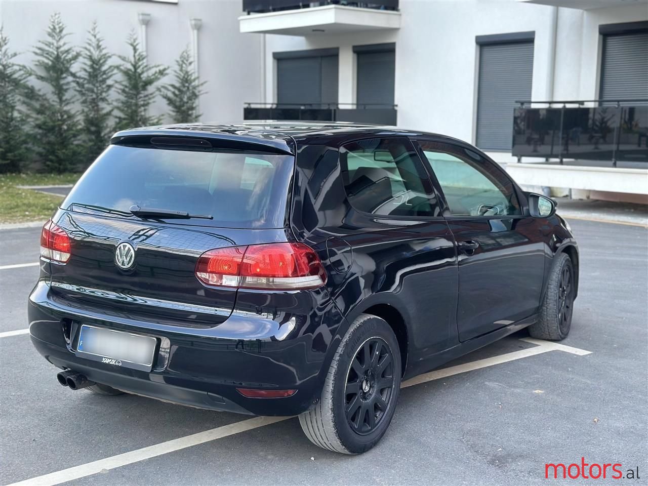 2010' Volkswagen Golf photo #5