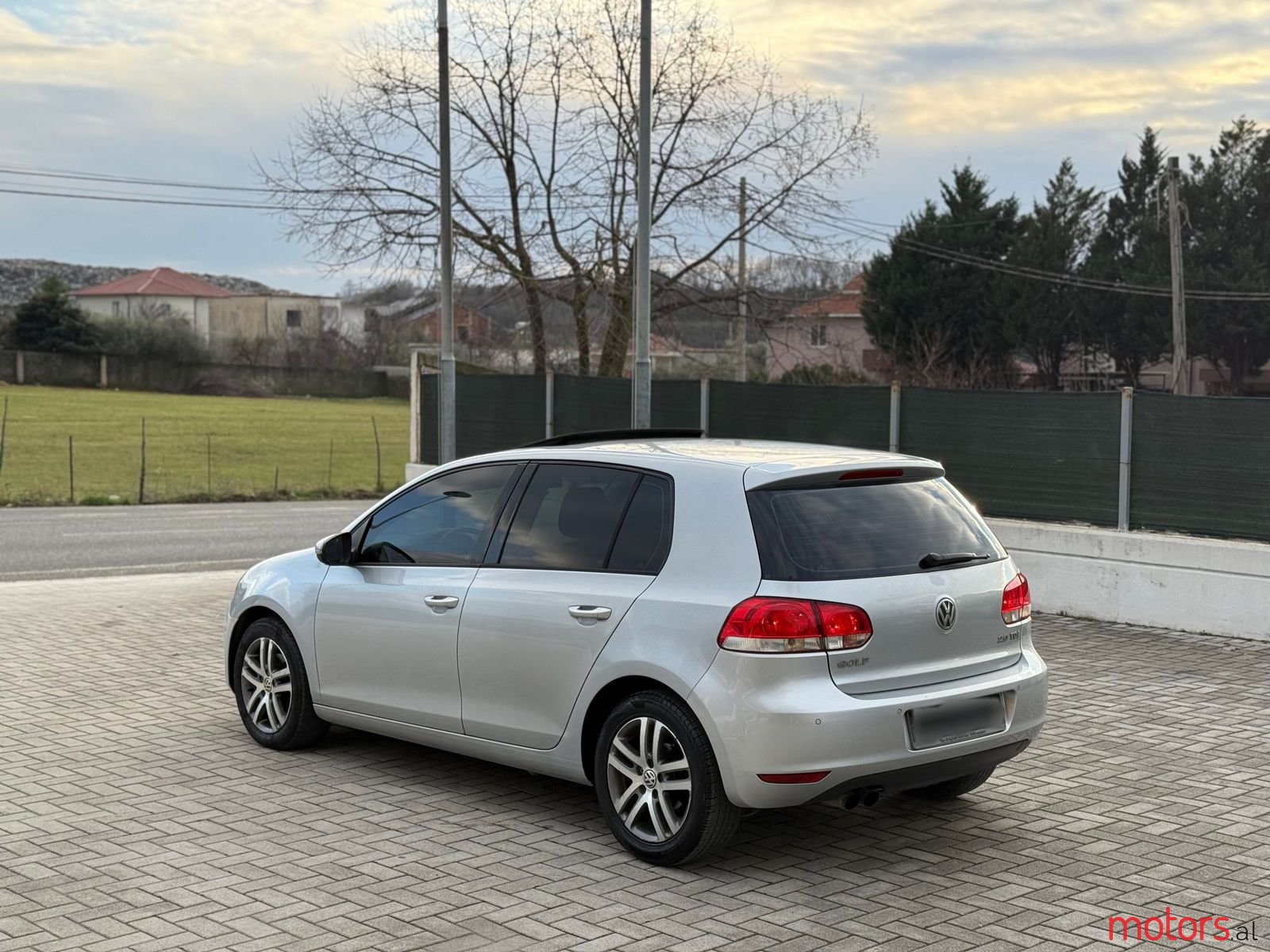 2012' Volkswagen Golf photo #2
