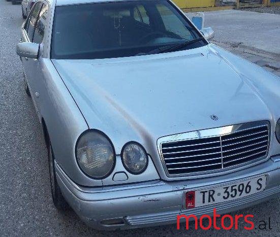 1997' Mercedes-Benz E-Class photo #1