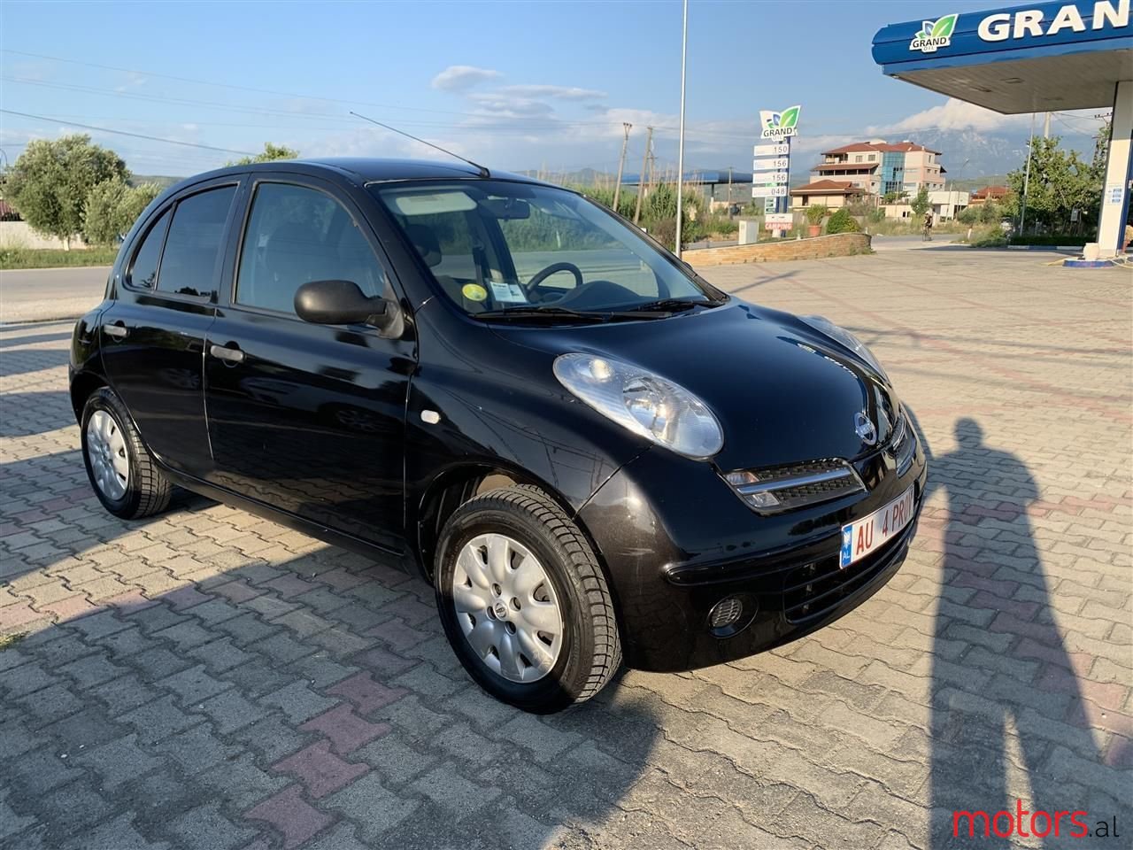 2005' Nissan Micra photo #1