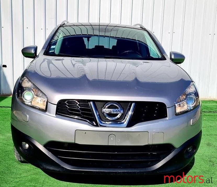 2011' Nissan Qashqai photo #1