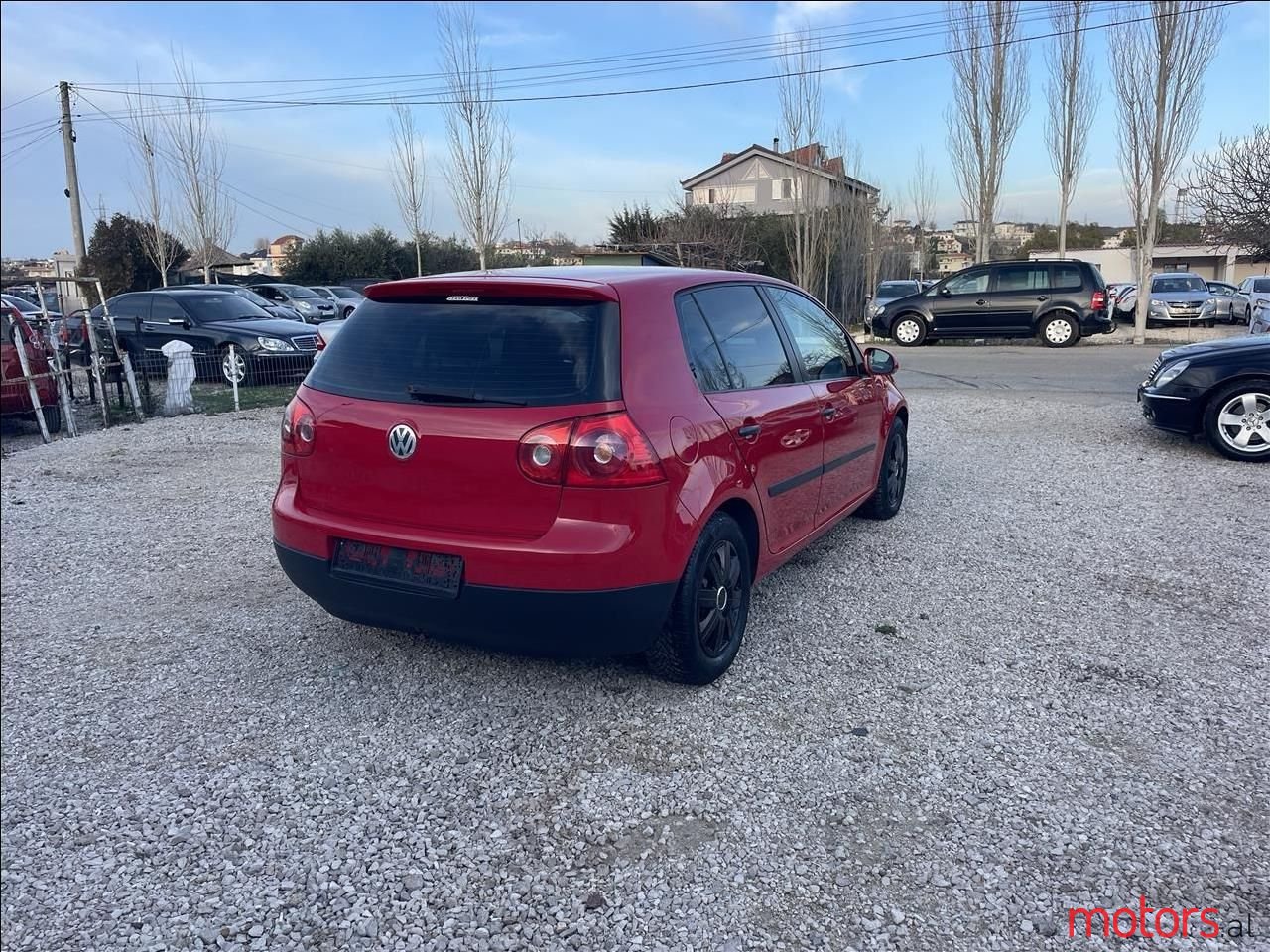 2005' Volkswagen Golf photo #2