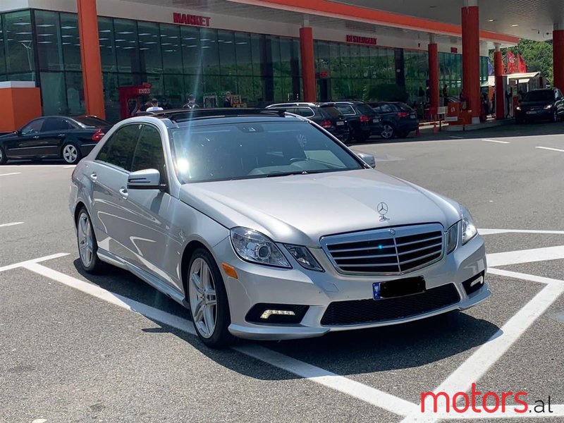 2011' Mercedes-Benz E 350 photo #4