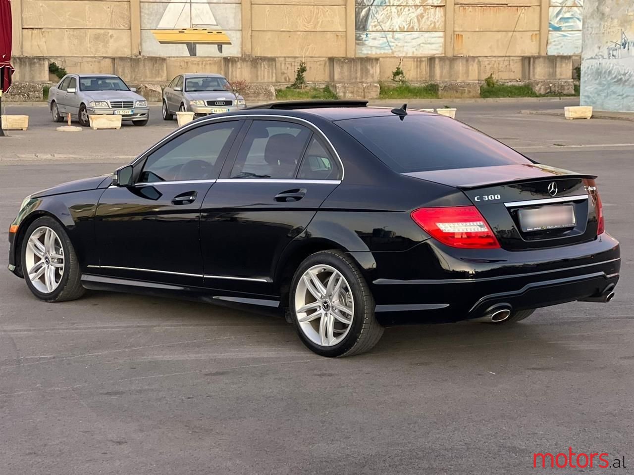 2012' Mercedes-Benz C 300 photo #4