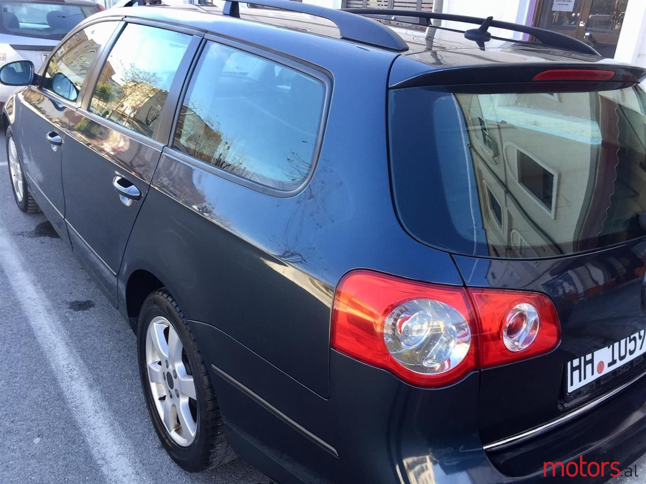 2006' Volkswagen Passat photo #3