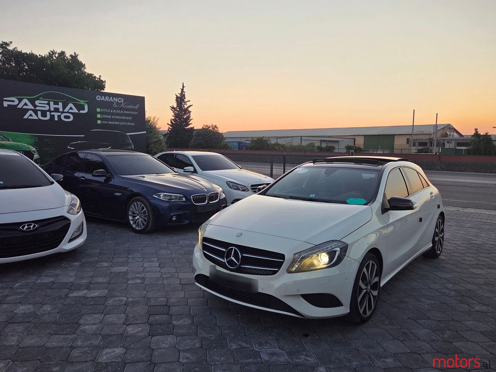 2014' Mercedes-Benz A 200 photo #2