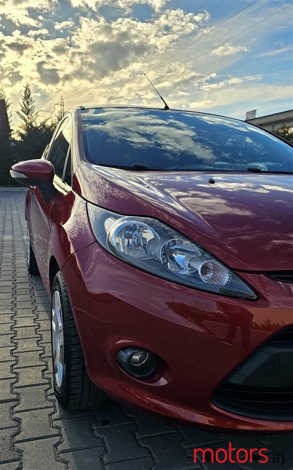 2010' Ford Fiesta photo #1