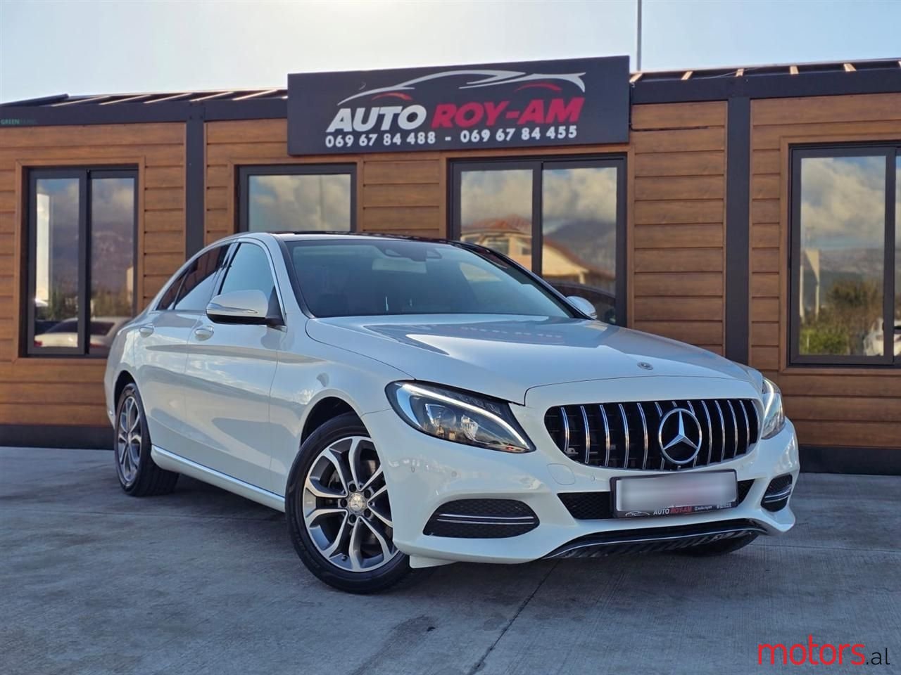 2015' Mercedes-Benz C 220 photo #2