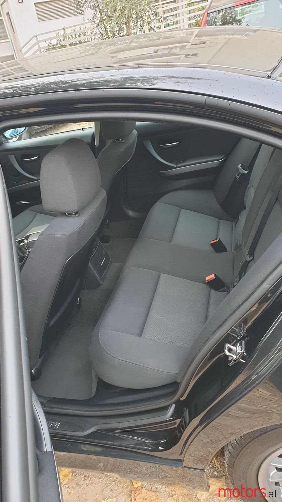 2007' BMW 318 photo #4