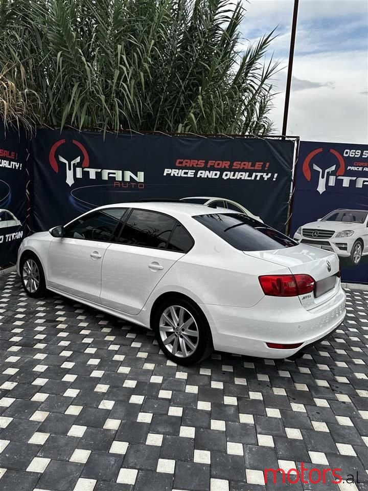 2013' Volkswagen Jetta photo #5