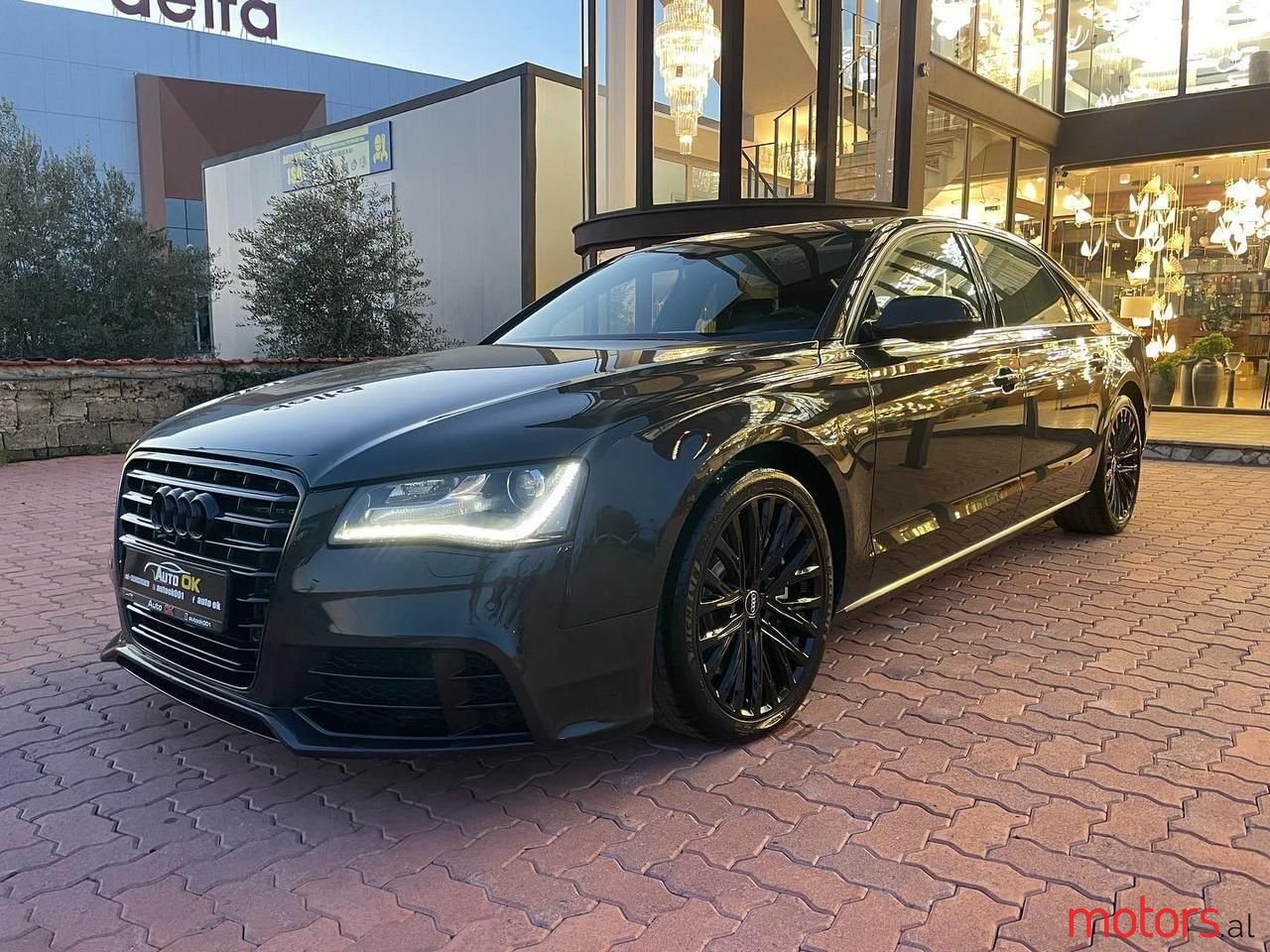 2013' Audi A8 photo #1