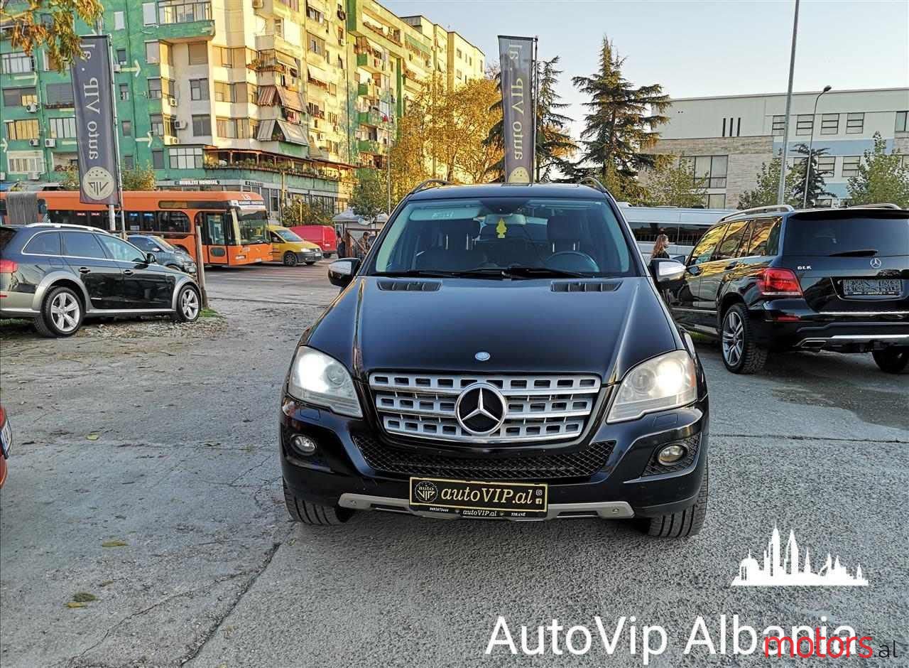 2010' Mercedes-Benz ML 350 photo #3