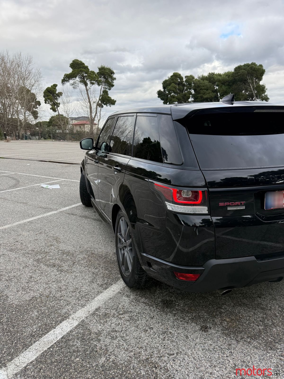 2017' Land Rover Range Rover Sport photo #2