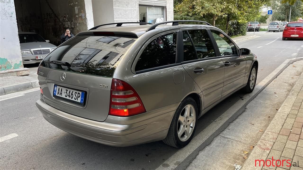 2004' Mercedes-Benz C 200 photo #4