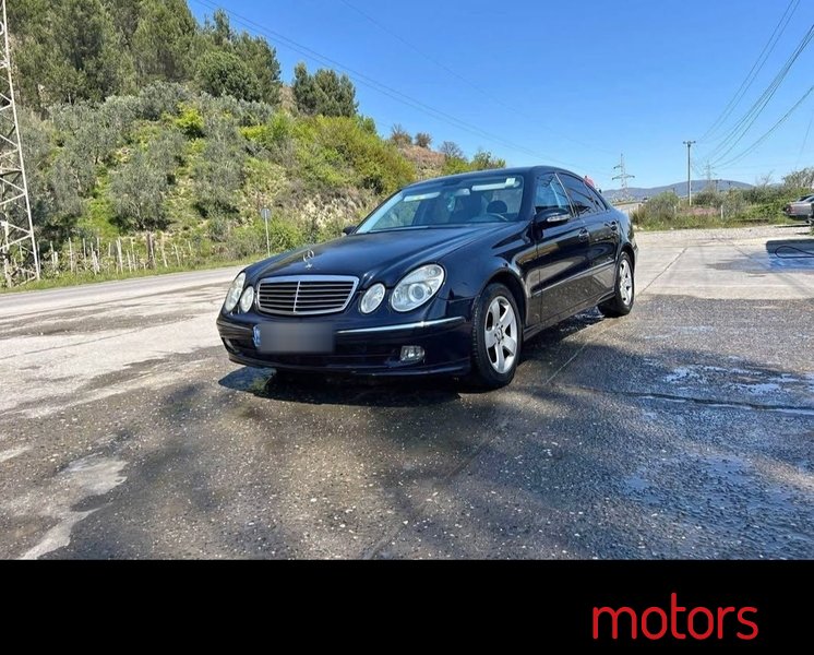 2003' Mercedes-Benz E 270 photo #7