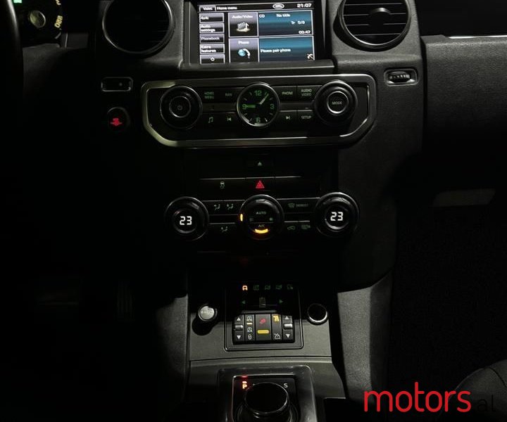 2013' Land Rover Discovery photo #3