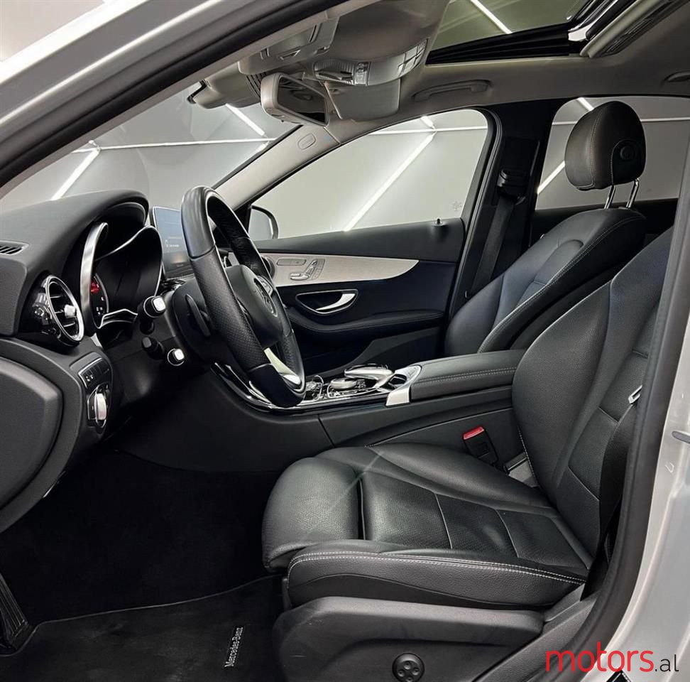 2017' Mercedes-Benz C 220 photo #2