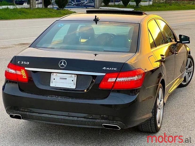 2012' Mercedes-Benz 350 photo #4