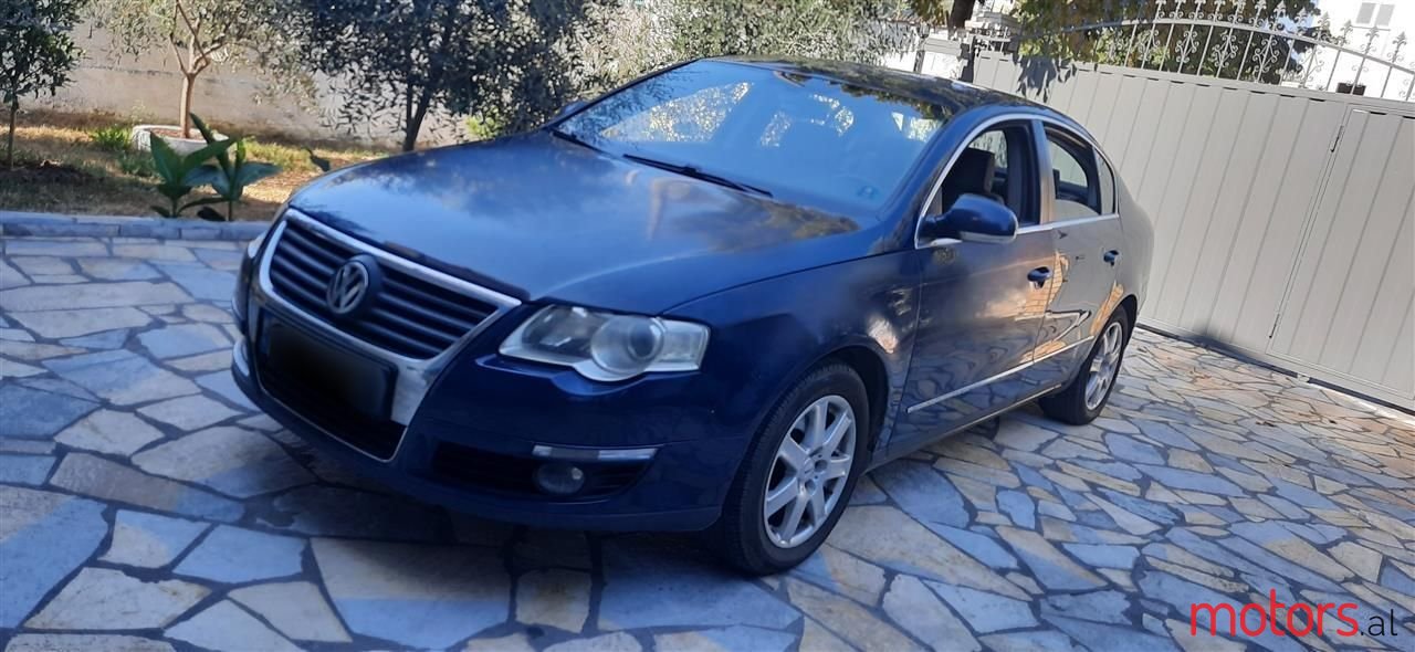 2006' Volkswagen Passat photo #6