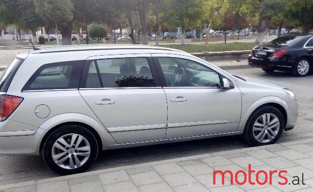 2006' Opel Astra photo #2