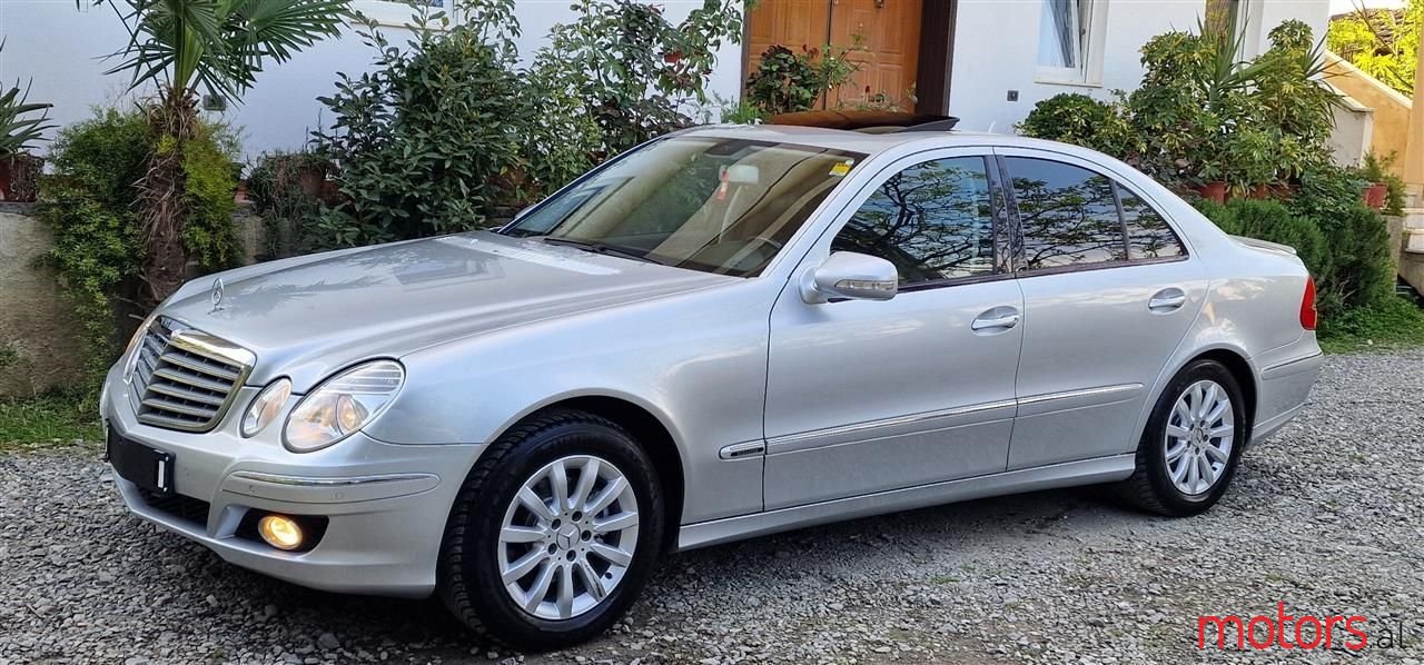 2006' Mercedes-Benz E 200 photo #2