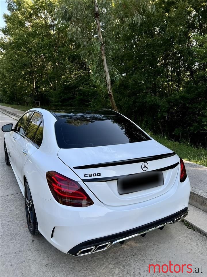 2016' Mercedes-Benz C 300 photo #4