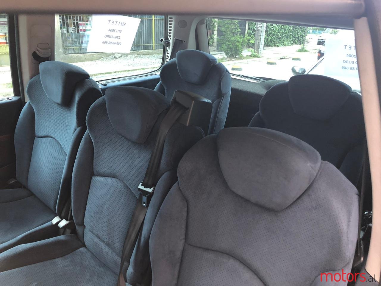 2004' Lancia Phedra photo #4