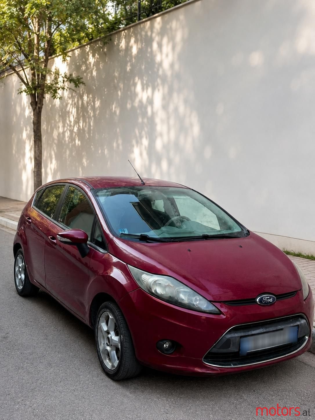 2011' Ford Fiesta photo #1
