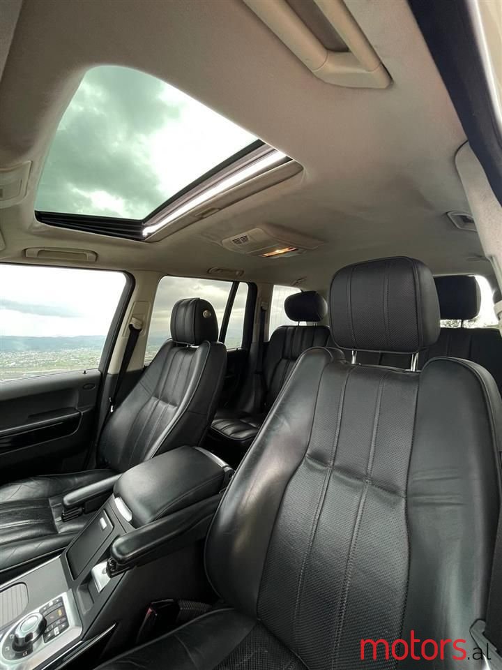 2010' Land Rover Range Rover photo #3