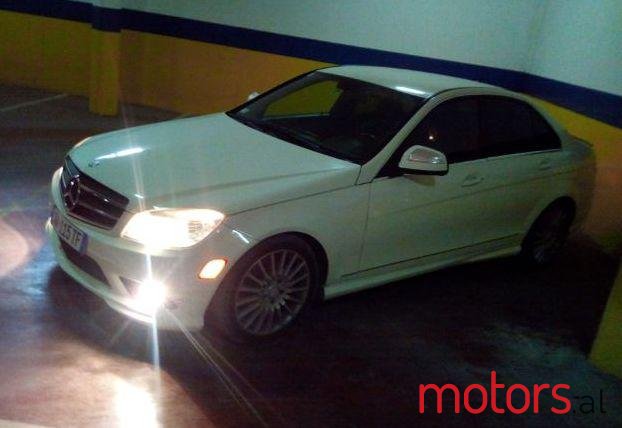 2008' Mercedes-Benz C-Class photo #1