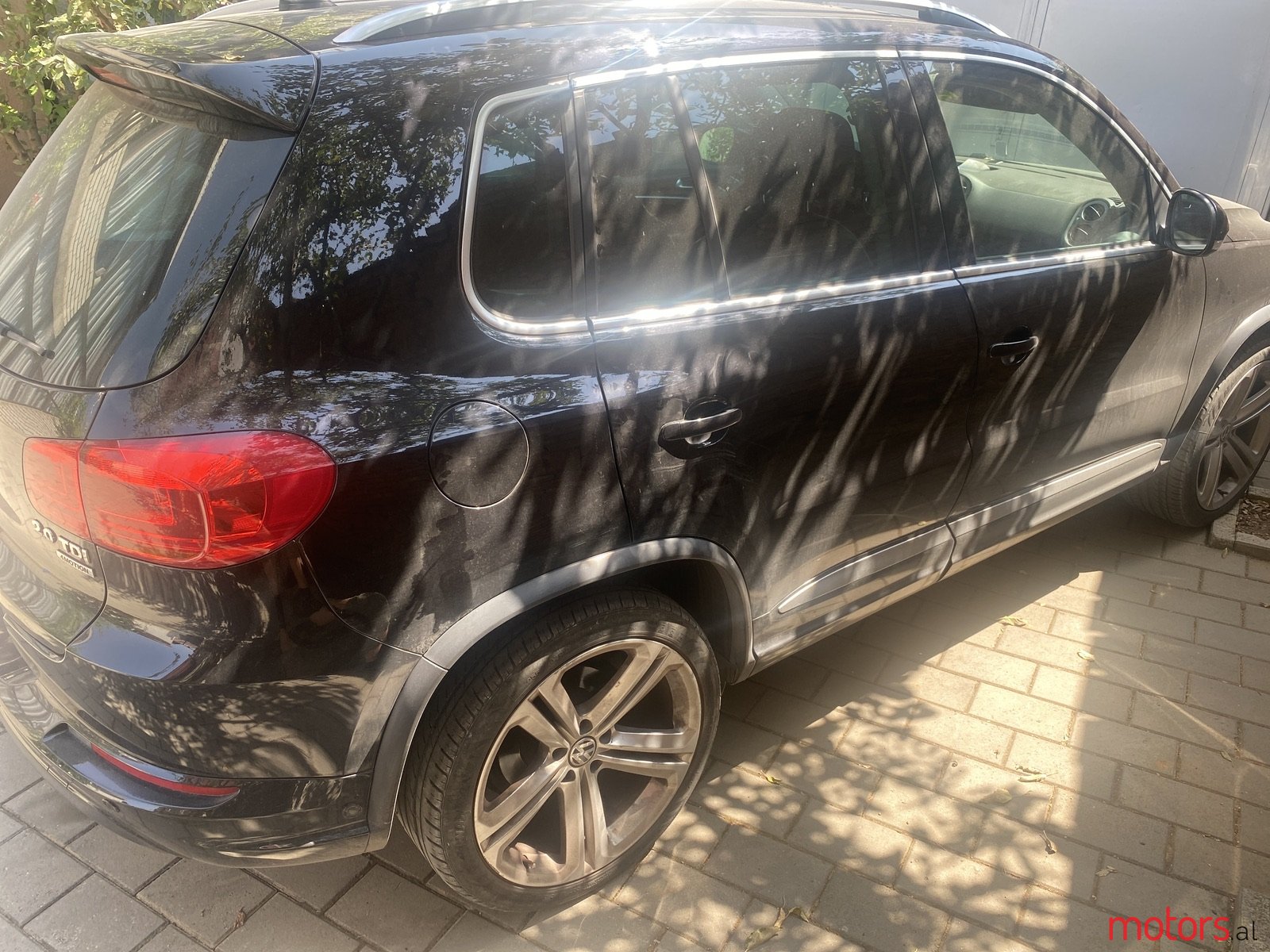 2013' Volkswagen Tiguan R-Line photo #4