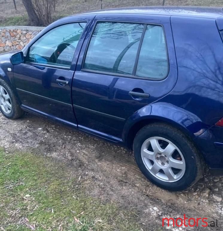 1999' Volkswagen Golf photo #2