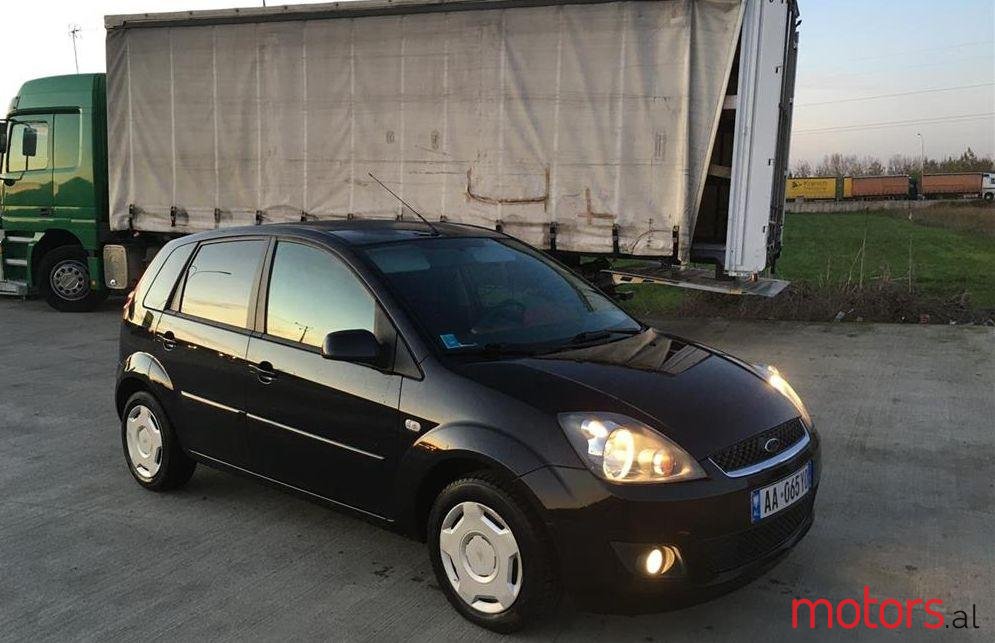 2007' Ford Fiesta photo #1