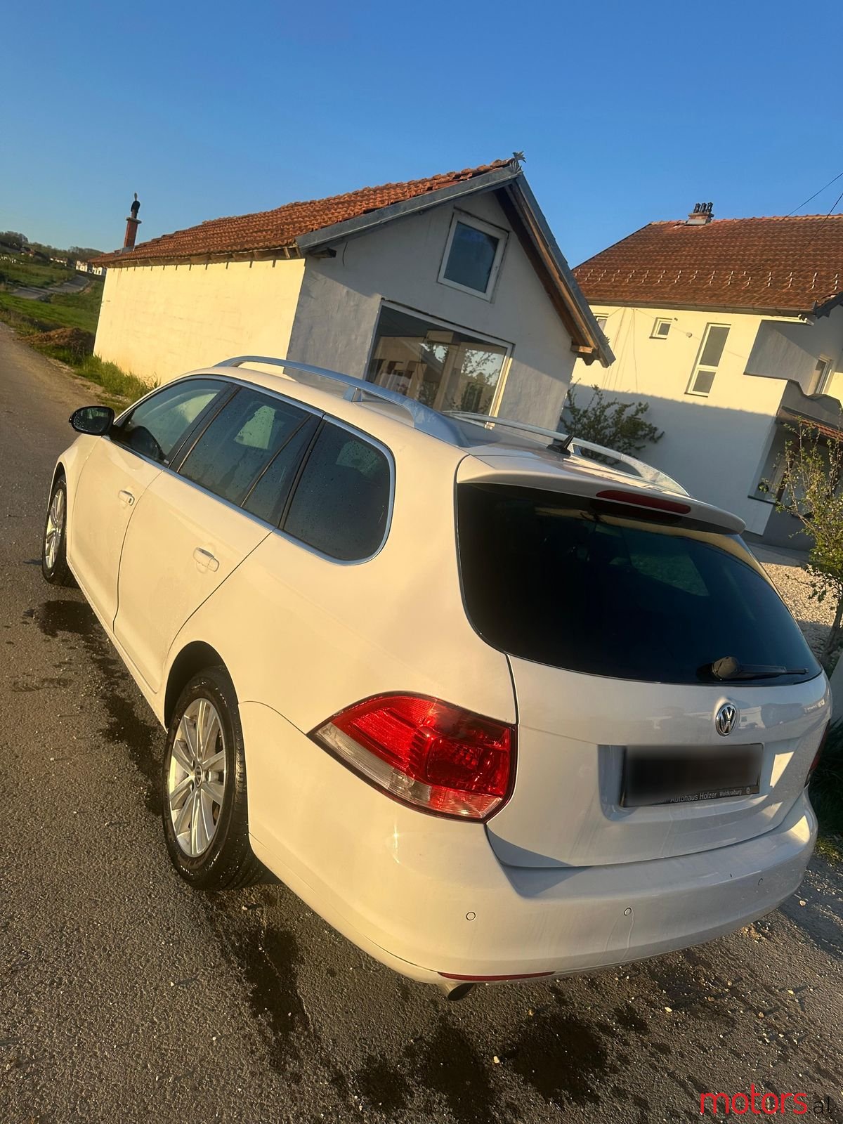 2012' Volkswagen Golf photo #5