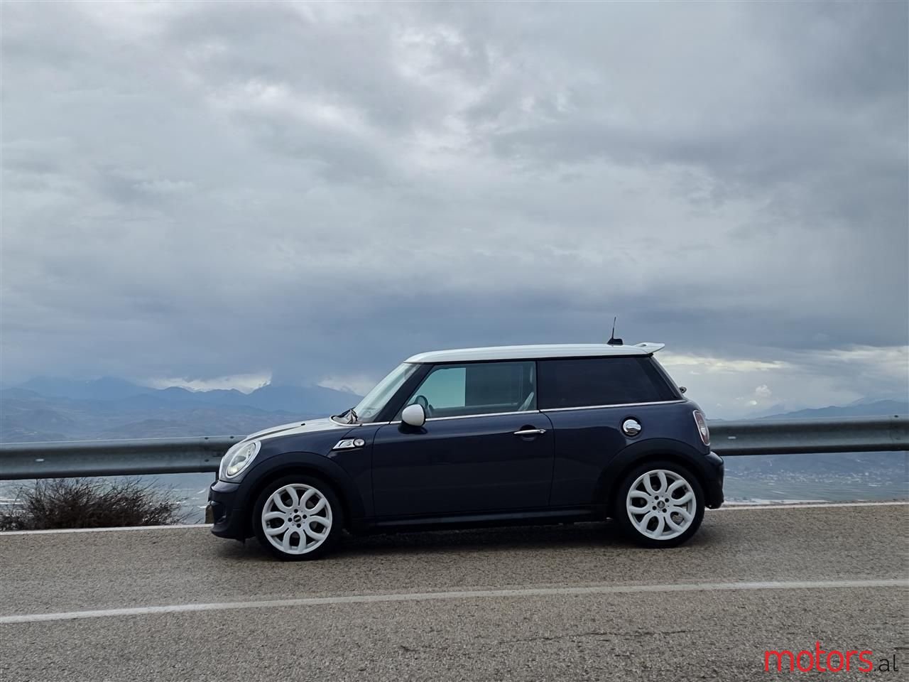 2012' MINI Cooper Sd photo #1