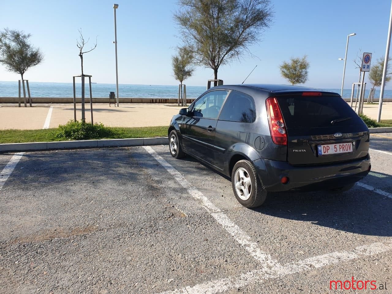 2007' Ford Fiesta photo #2